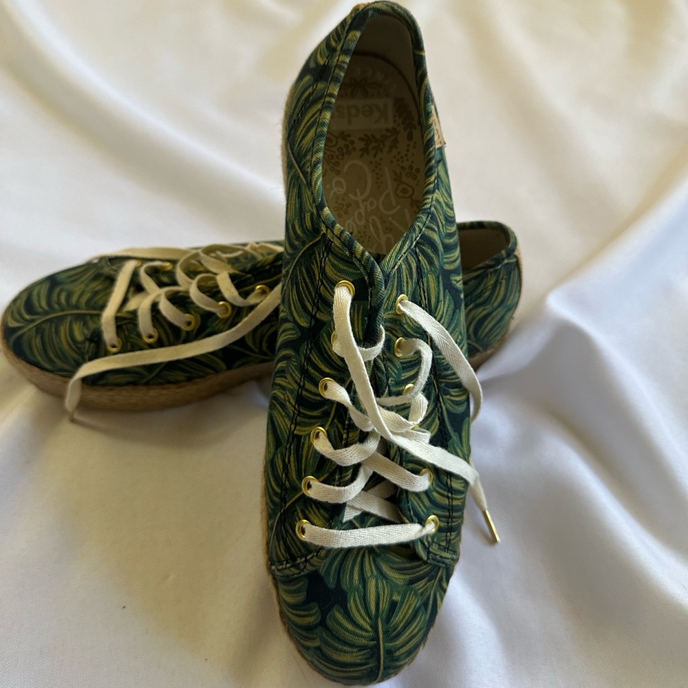 Women’s keds